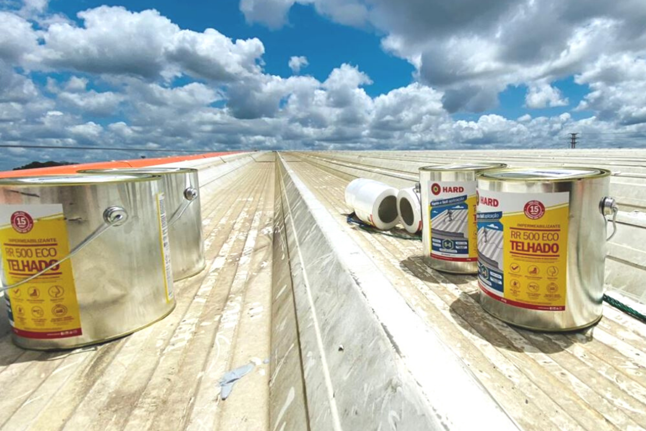 [CASE] Eliminação da corrosão e goteiras nas sobreposições das telhas com o RR 500 ECO em Salvador/BA